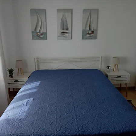 Walnuthouse Apartment