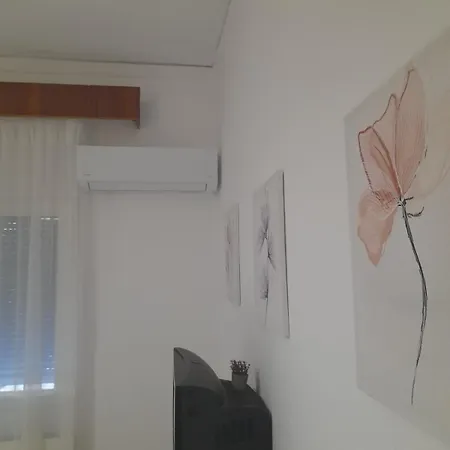Walnuthouse Apartment