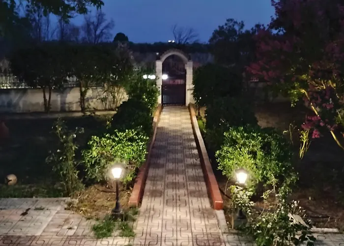 Apartment Walnuthouse Dikella