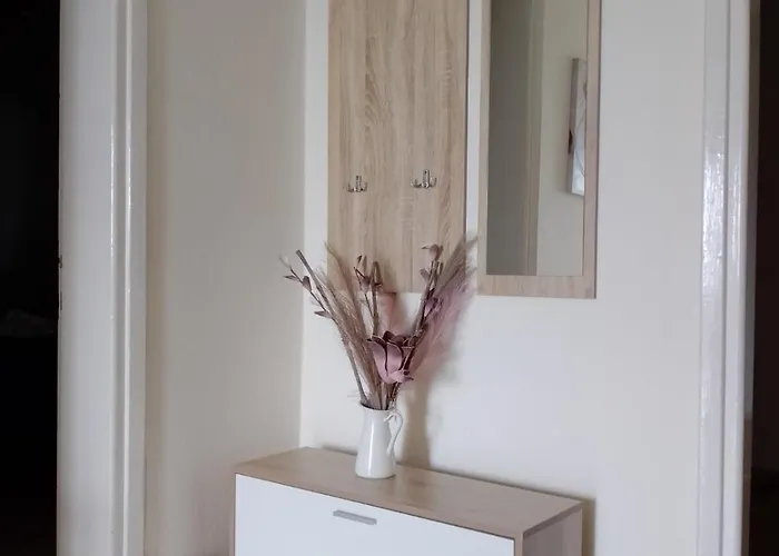 Walnuthouse Apartment