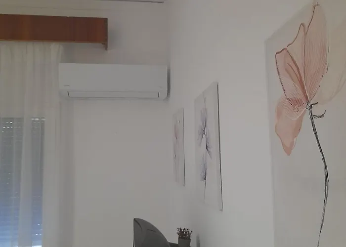 Walnuthouse Apartment